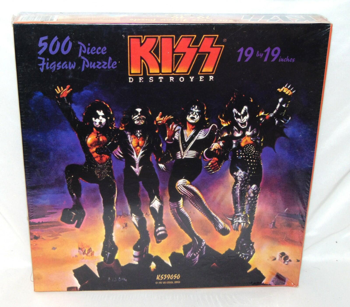 Kiss 500 Piece Vintage Jigsaw Puzzle 19" x 19"